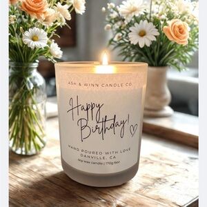 Happy Birthday Hand-Poured Candle - Vanilla Cream